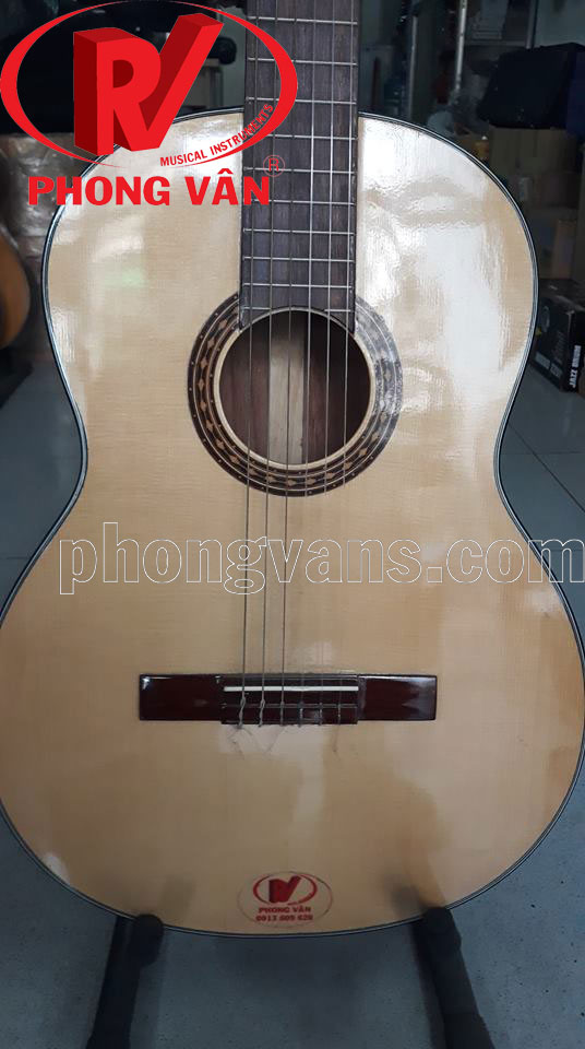 Đàn guitar gỗ hồng đào dây nylon classic HDD100