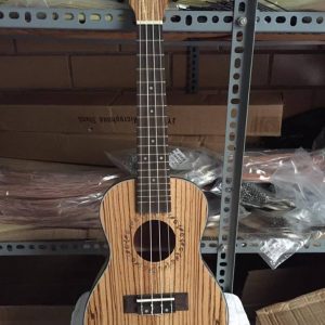 Đàn ukulele gỗ UK21