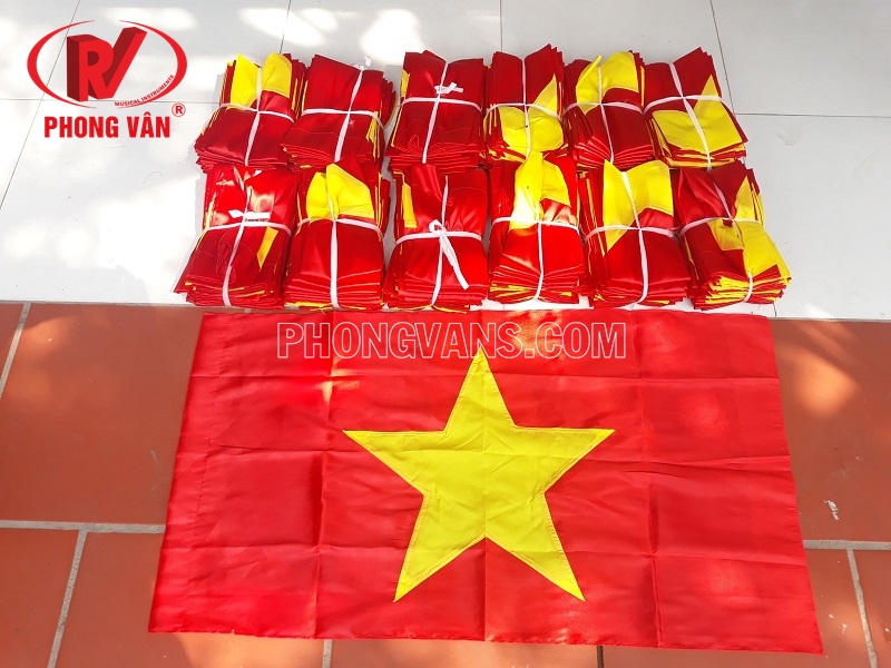 Bán sỉ cờ tổ quốc Việt Nam
