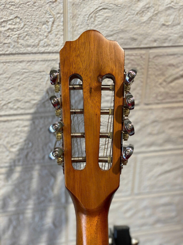 Đàn mandolin gỗ hồng đào cao cấp