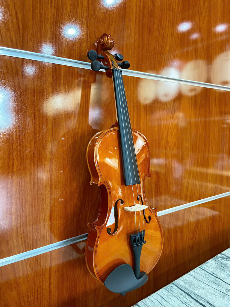 Đàn vĩ cầm violin Saiger SG-V1 size 3/4