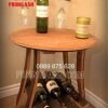 Kệ gỗ để chai rượu vang phong cách lạ