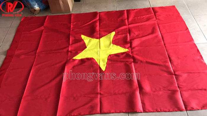 Kích thước cờ tổ quốc size 1m2 × 1m8 là một trong những kích thước chuẩn được sử dụng nhiều nhất tại Việt Nam. Tại hình ảnh liên quan, bạn sẽ được cập nhật về những thông tin mới nhất liên quan đến kích thước này, giúp bạn hiểu rõ hơn về cách sử dụng và áp dụng chúng vào cuộc sống hàng ngày của mình.