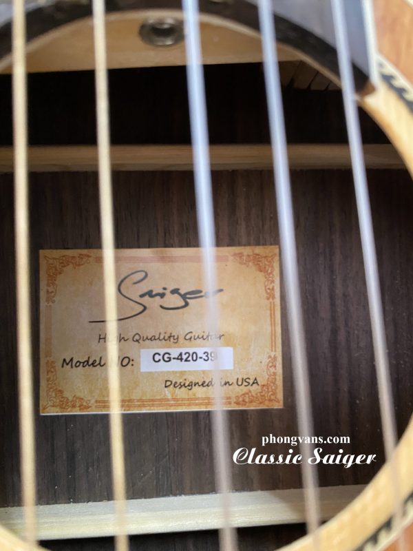 Guitar classic Saiger dáng khuyết