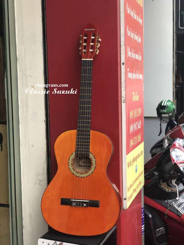 Đàn guitar classic Suzuki CG-28