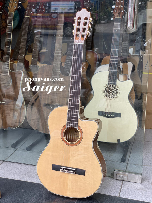 Guitar classic Saiger dáng khuyết chính hãng