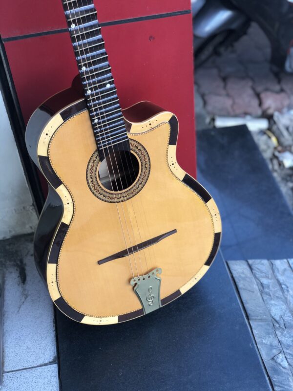 Guitar thùng phím lõm gỗ hồng đào