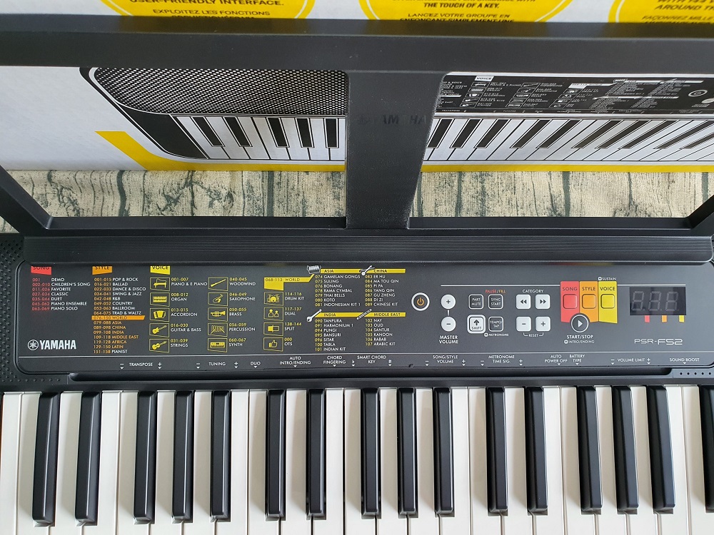 Đàn Organ Yamaha PSR F52
