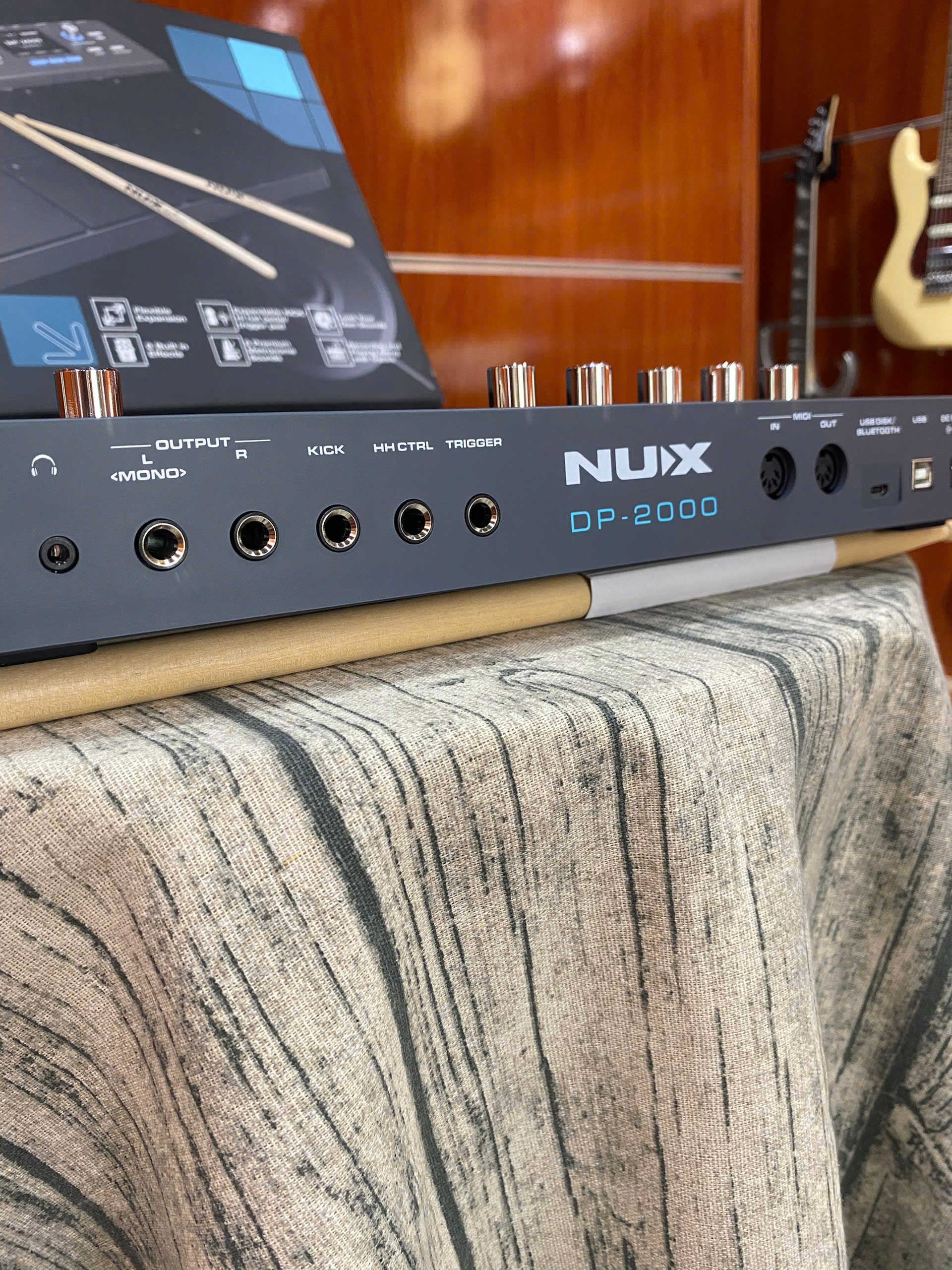 NUX DP2000 (7)