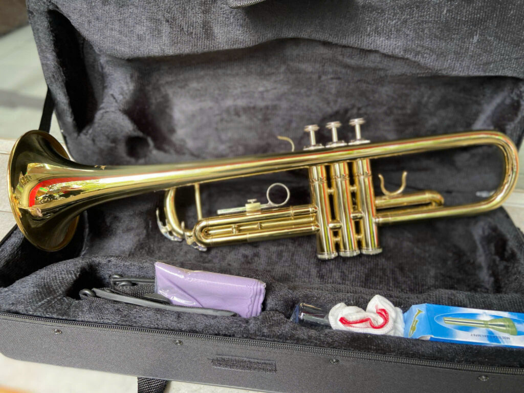 Kèn Trumpet Saiger STR-200 Vàng