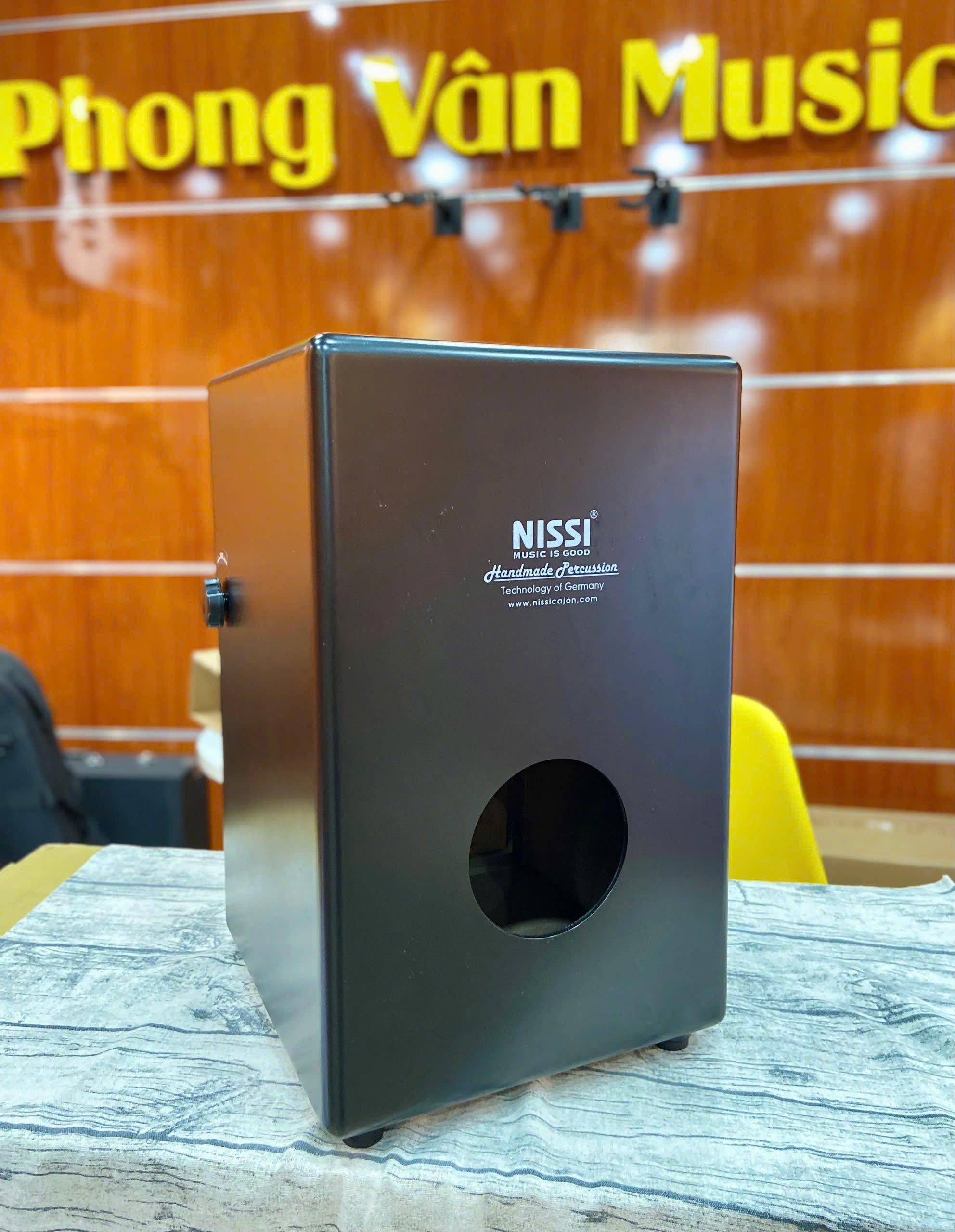 cajon num (3)