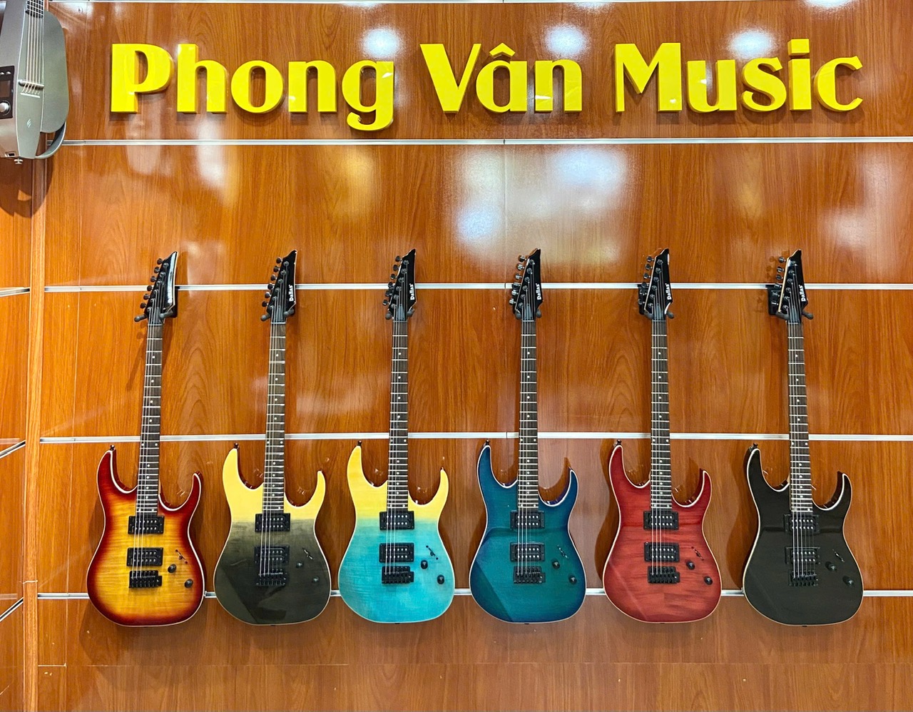 Guitar Điện Solo Dallas DL-S400