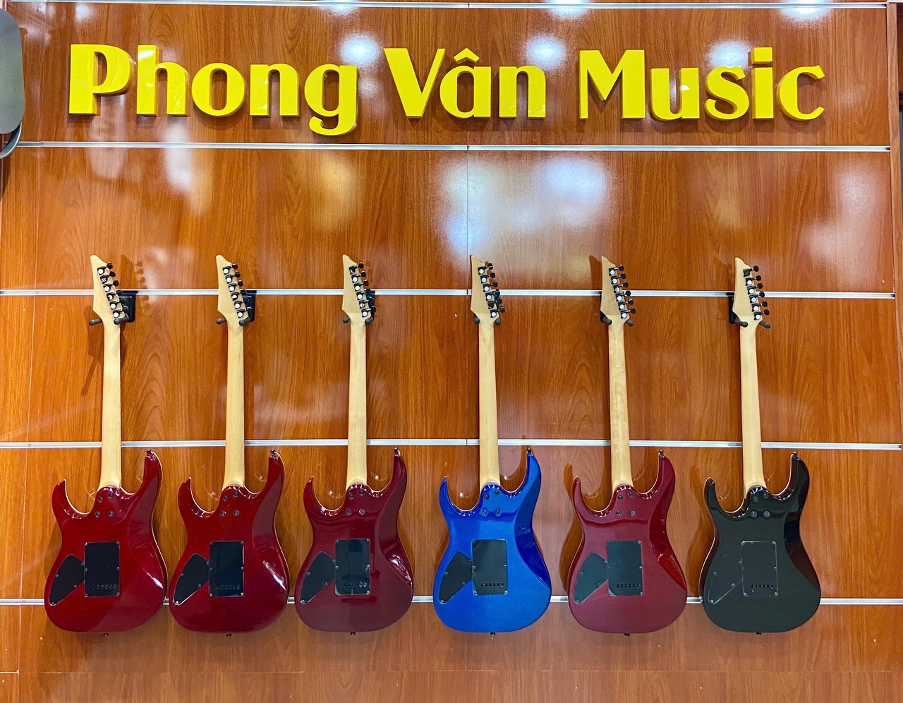DL-S400 (2) Guitar Điện Solo Dallas DL-S400