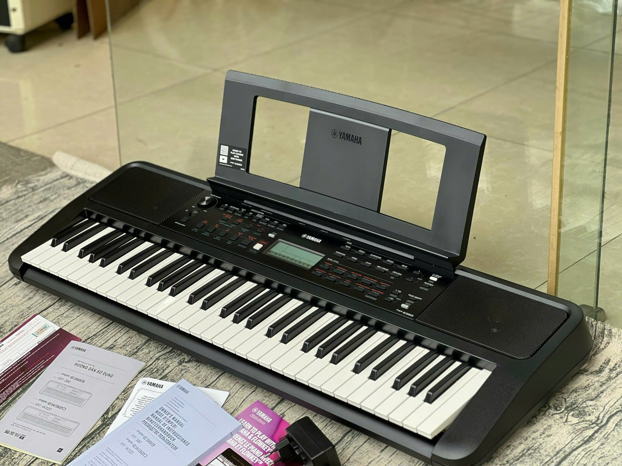 E383 (6) Đàn Organ Yamaha PSR-E383