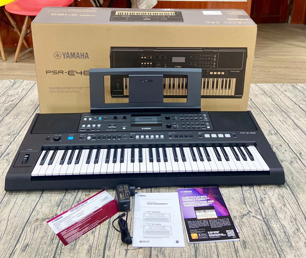 E483 (2) Organ Keyboard Yamaha PSR-E483