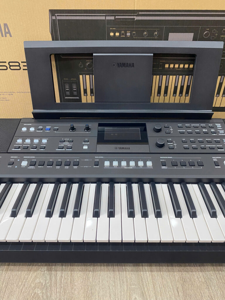 Đàn Organ Yamaha PSR-E583